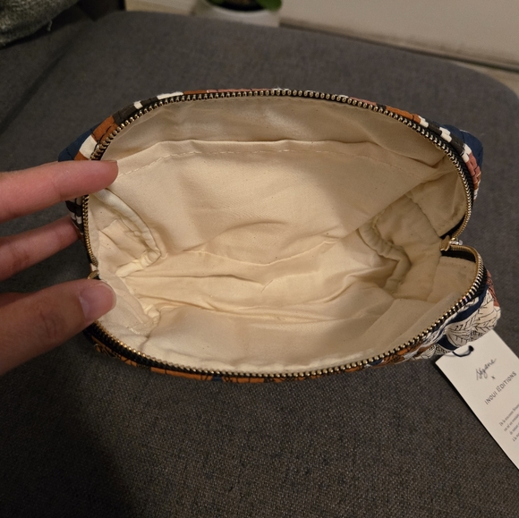 Sezane Beauty Bag- Sezane x Inoui Editions - Picture 8 of 11